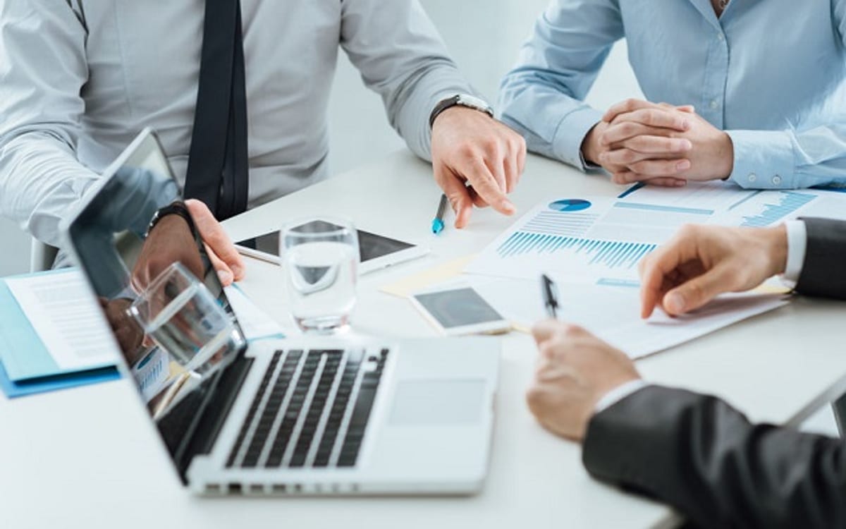 Ask Before You Buy: Using Employee Surveys to Design Benefits People Want — TrueCare Insurance Services, Houston TX