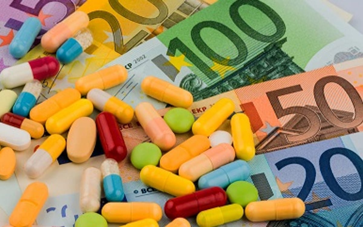 FSAs and HSAs for Employers: Tax-Advantaged Accounts Your Team Will Thank You For